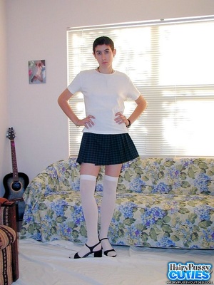 Short haired lass in white socks and gre - XXX Dessert - Picture 1