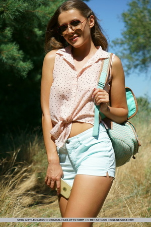Busty brunette in blue shorts and pink t - XXX Dessert - Picture 3