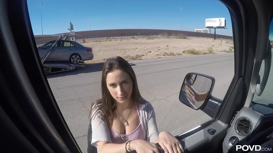 Bitch with big natural boob sucks schlong a - XXX Dessert - Picture 1