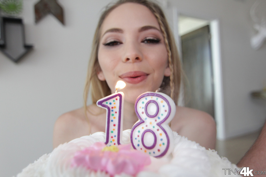 Blonde slut with nice body gets fucked and facialized by her fella - XXXonXXX - Pic 3