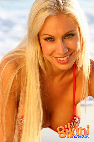 Blonde bombshell teases with her foxy bo - XXX Dessert - Picture 7