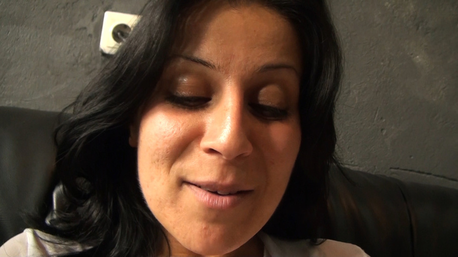 Hot school teacher with a skirt and a tie use a long stick for teaching discipline to her students - XXXonXXX - Pic 11