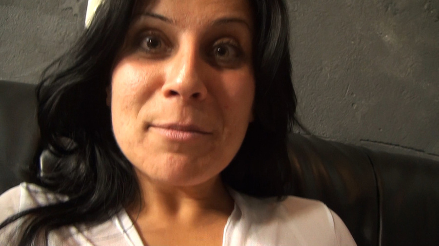 Hot school teacher with a skirt and a tie use a long stick for teaching discipline to her students - XXXonXXX - Pic 12