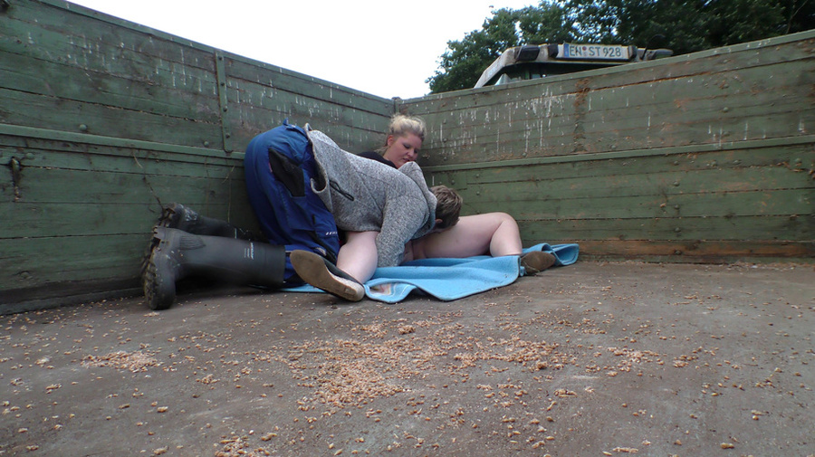 Chubby blonde with big boobs gets fingered and gives a handjob - XXXonXXX - Pic 1