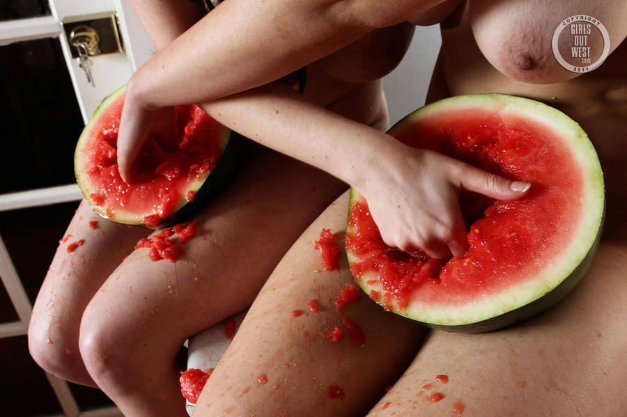 Alluring babe with lusty boobs and indulgin - XXX Dessert - Picture 3