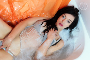 Indulging babe gets her luscious body wet as she takes a bubble bath before she peels off her white shirt then shows her juicy boobs wearing her black bra and white panty. - XXXonXXX - Pic 3