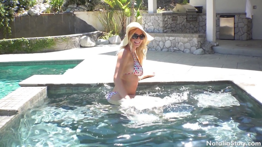 Poolside masturbation from a horny blonde i - XXX Dessert - Picture 1