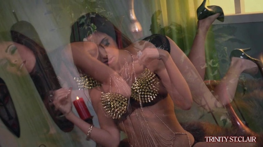 Dangerous-looking brunette masturbating wit - XXX Dessert - Picture 5