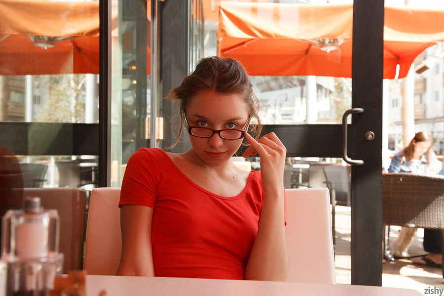 Lifting her red top, she exposes her perky  - XXX Dessert - Picture 3