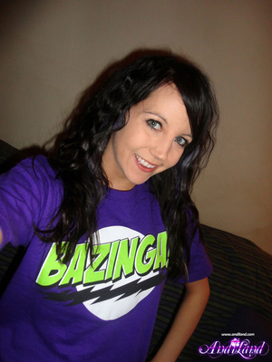 Bazinga t-shirt nerdy brunette licking h - Picture 1