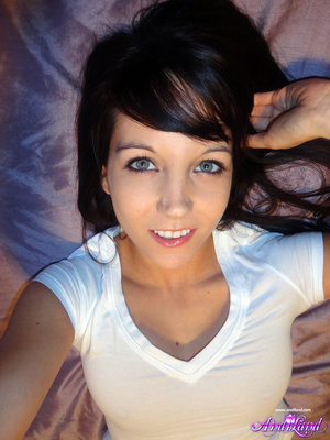 Brunette teen loves showing off her cute - Picture 4