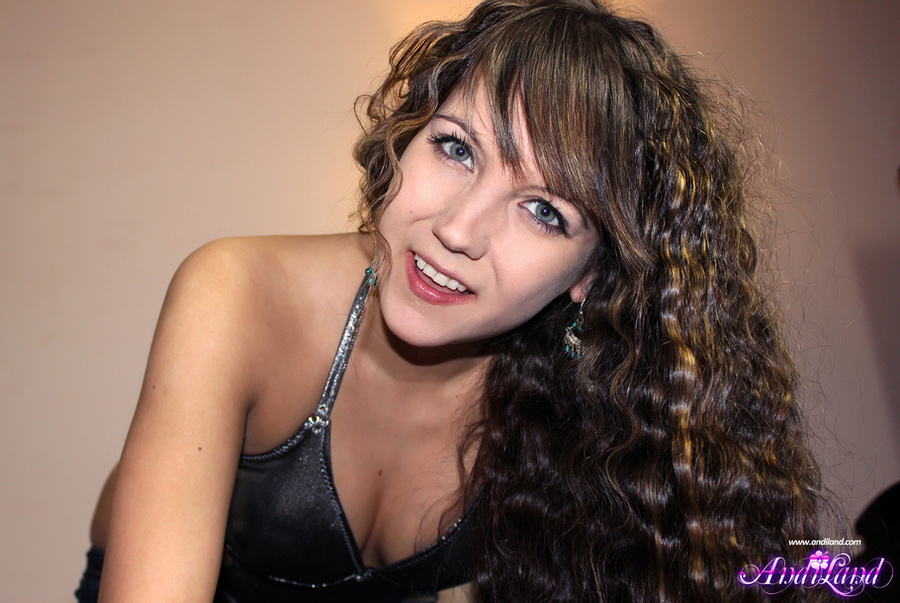 Silver bodysuit and tight jeans brunette ma - XXX Dessert - Picture 6