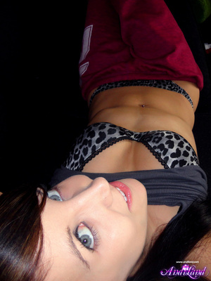 Sweatpants-wearing brunette with pigtail - XXX Dessert - Picture 5