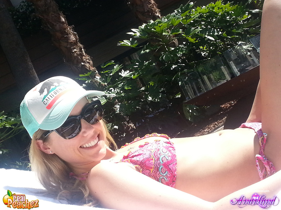 Candid pictures from a brunette teen porn m - XXX Dessert - Picture 15