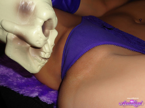 Sexy brunette witch shows this skull a good time - XXXonXXX - Pic 11
