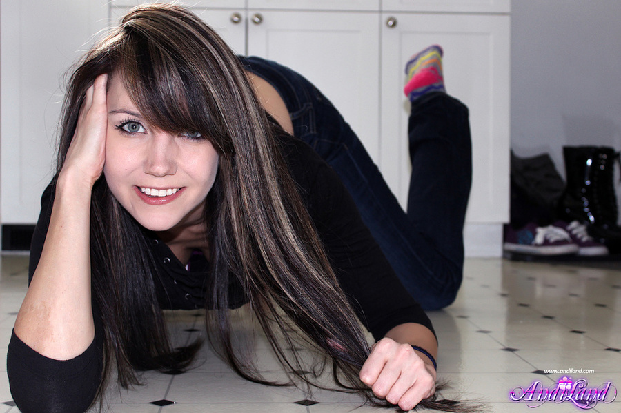 Kinky brunette lifts her tight black long s - XXX Dessert - Picture 2