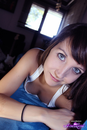 Gray eyed beauty wearing white top on he - XXX Dessert - Picture 1