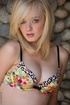 petite curvy blonde spreads