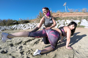 Raven haired babe with juicy jugs enjoys a morning beach workout - Picture 7