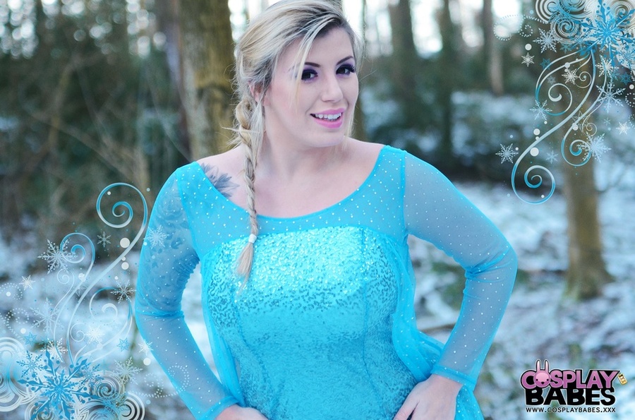 Straight out of Frozen, this blonde shows o - XXX Dessert - Picture 13