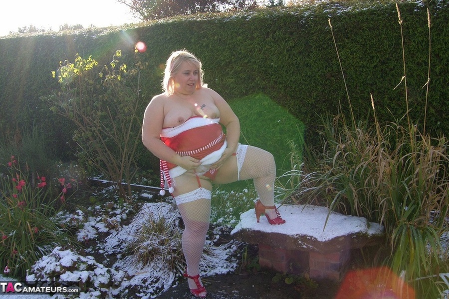 Two mature ladies in high heels and sexy lingerie undressing outdoors and posing naked on the show - XXXonXXX - Pic 16