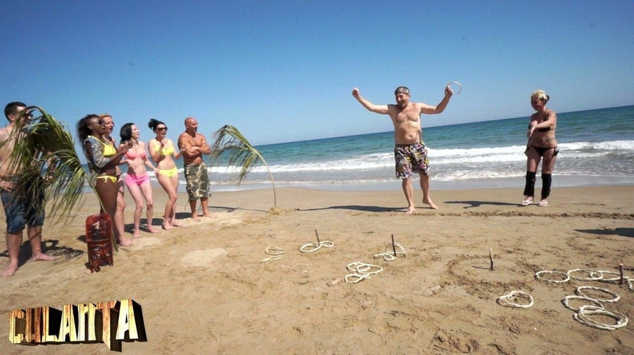 Hot-shaped brunette gets anally drilled in  - XXX Dessert - Picture 7