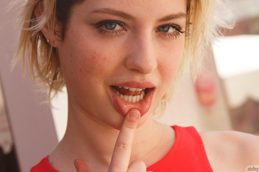 Blond-haired teen lifts up her sexy red dre - XXX Dessert - Picture 9
