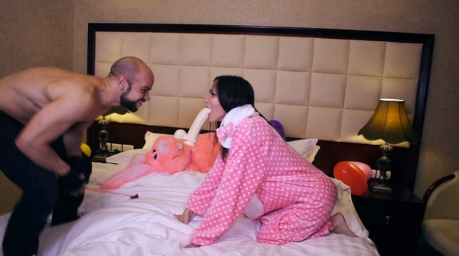Playful brunette eats a fat dick in the bed - XXX Dessert - Picture 2