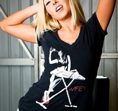 Sporty get-up blonde with shades masturbating