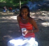 Lovely latina chick poses to display her gorgeous figure on cam