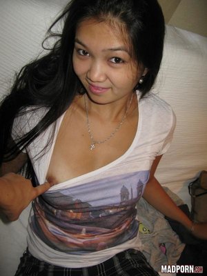 Asian teen and a blonde babe strips naked and gets wild. - XXXonXXX - Pic 2