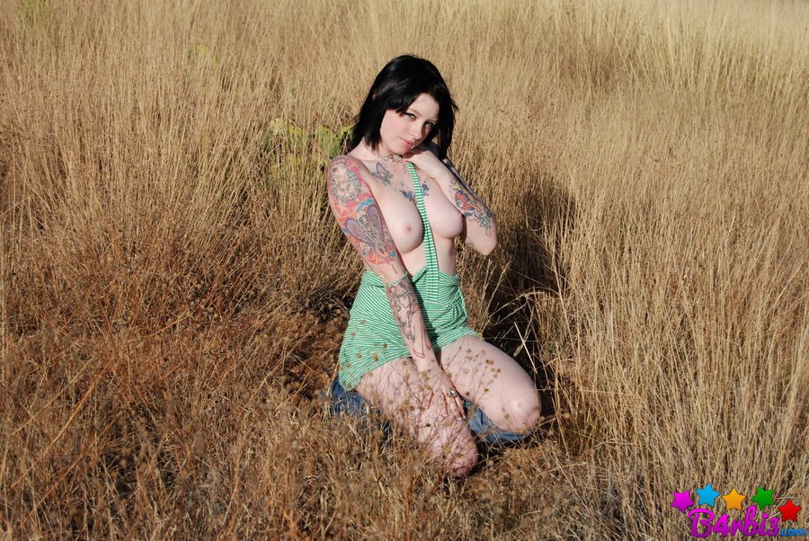 Perfect boobs young beautiful - XXXonXXX - Pic 5