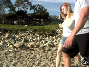 Natural tits amateur redhead girlfriend - Picture 1