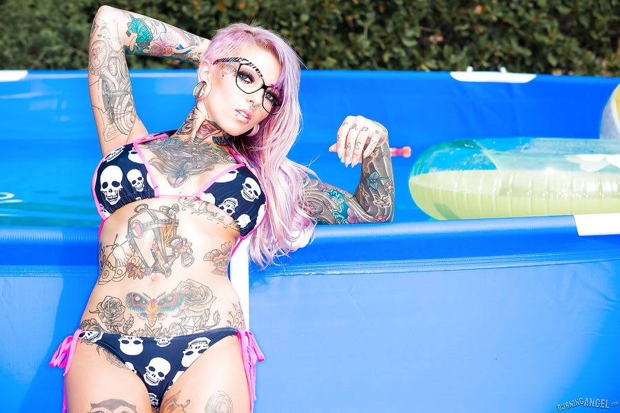 Shaved fetish - XXX Dessert - Picture 2