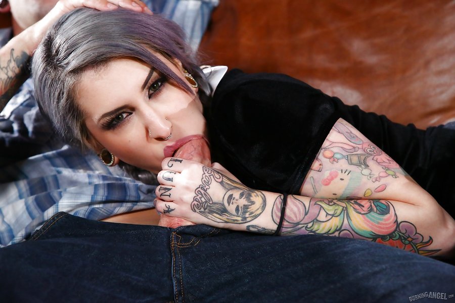 Tattoo piercing emo big tit - XXX Dessert - Picture 7