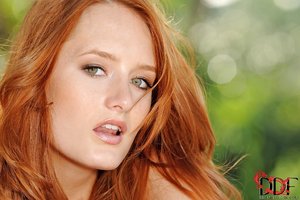 Redhead euro pussy - XXX Dessert - Picture 13