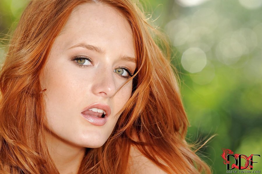 Redhead euro pussy - XXX Dessert - Picture 13