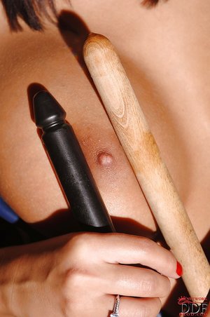 Romanian shaved pussy close up - XXXonXXX - Pic 16