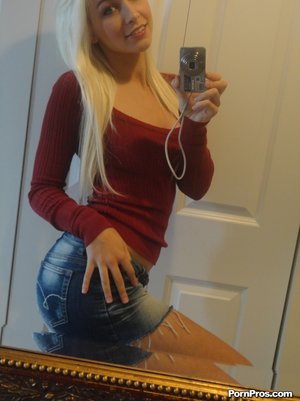 American hot 18 year old blonde - Picture 5