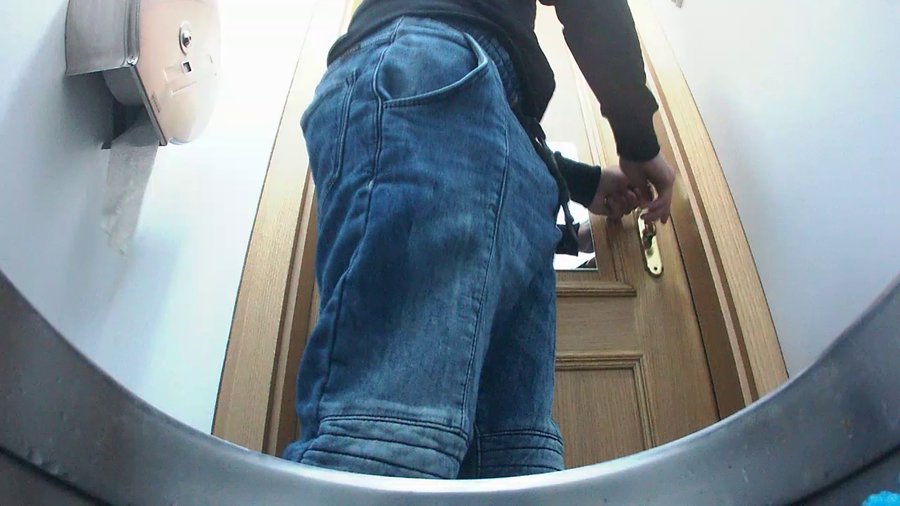Gay czech toilet pissing - XXXonXXX - Pic 1