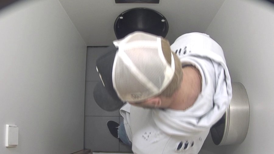 Toilet voyeur guys - XXXonXXX - Pic 3