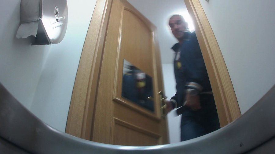 Gay czech toilet - XXXonXXX - Pic 1