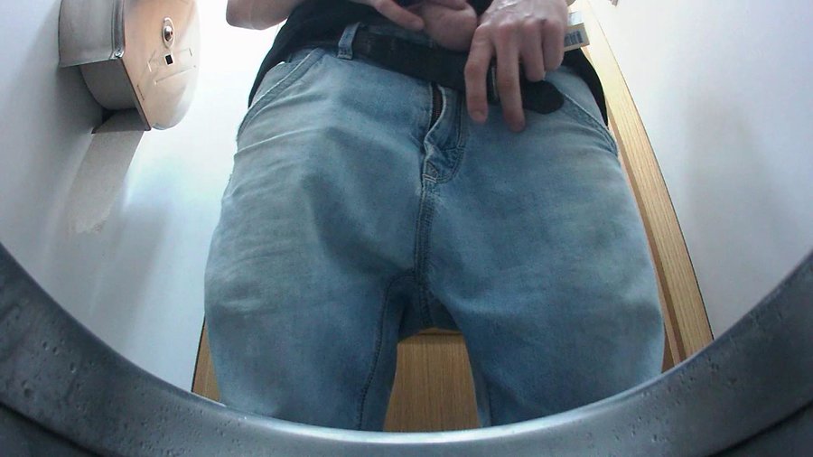 Pissing guys voyeur - XXXonXXX - Pic 6