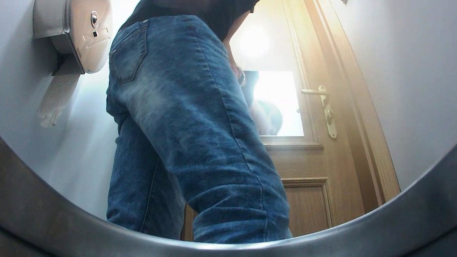 Guys pissing - XXXonXXX - Pic 1