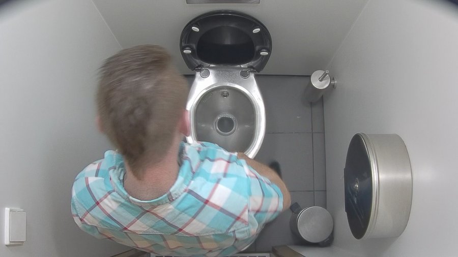 Pissing gay guy - XXXonXXX - Pic 3