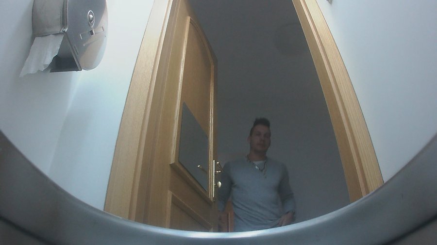 Pee guy - XXXonXXX - Pic 1