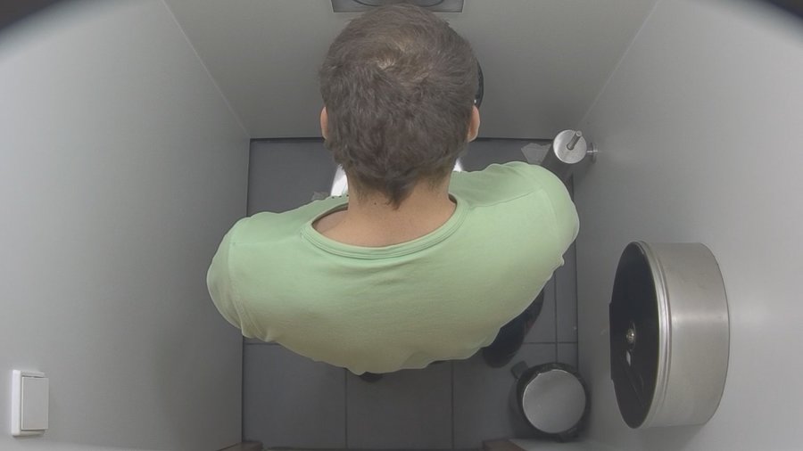 Handsome gay toilet - XXXonXXX - Pic 3