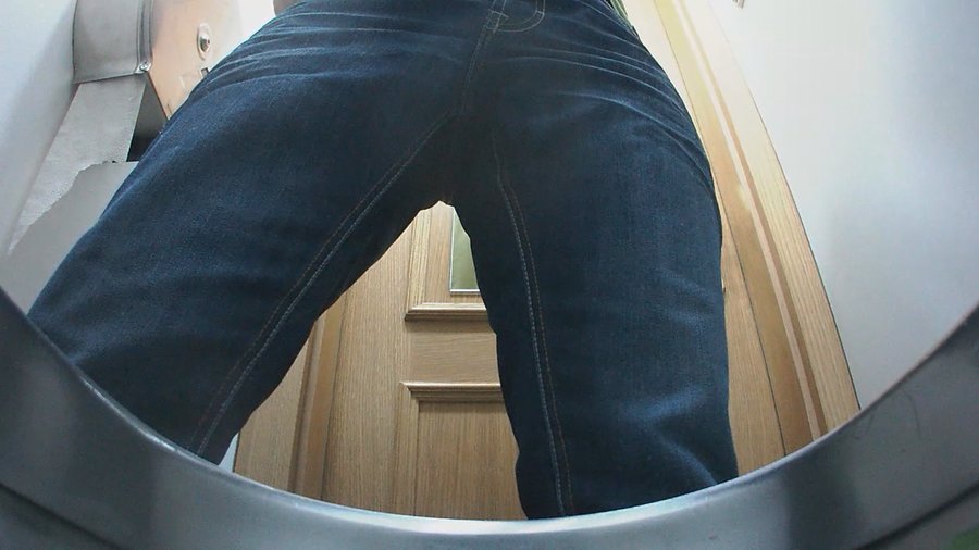 Handsome gay toilet - XXXonXXX - Pic 4