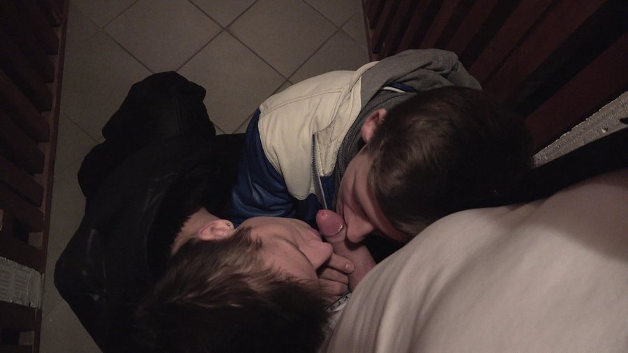 Cute friends fuck - XXXonXXX - Pic 3