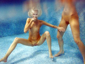 Petite lesbian pool - Picture 14